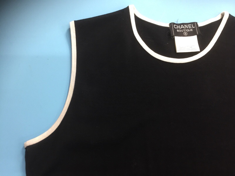 首まわり脇のシミ取れますか？|愛知洗い人｜愛知県染み抜きのできるクリーニング店紹介サイト