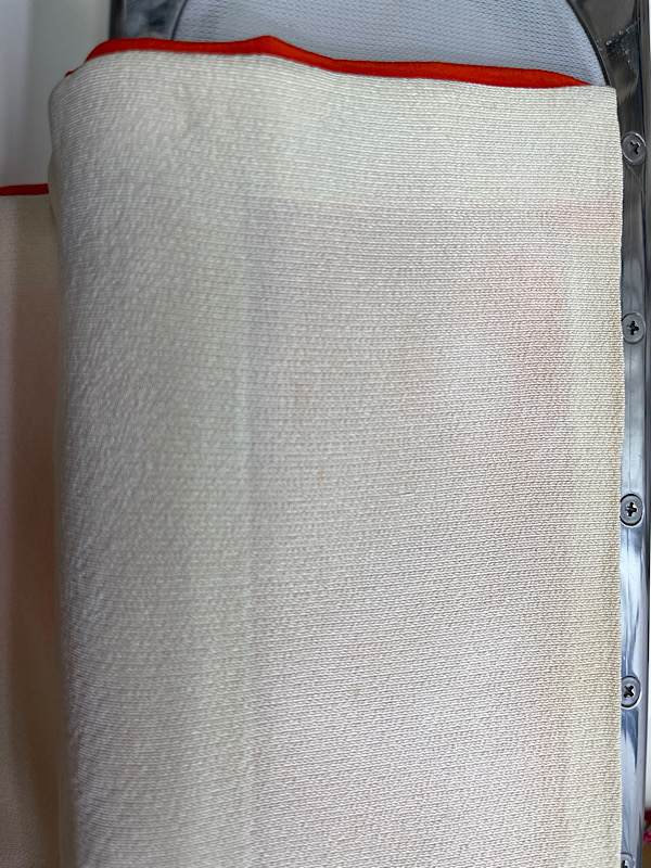 着物に付いてた古いシミ|愛知洗い人｜愛知県染み抜きのできるクリーニング店紹介サイト