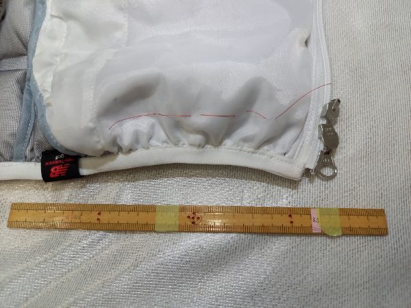 今日もせっせとお直しお直し♪|愛知洗い人｜愛知県染み抜きのできるクリーニング店紹介サイト