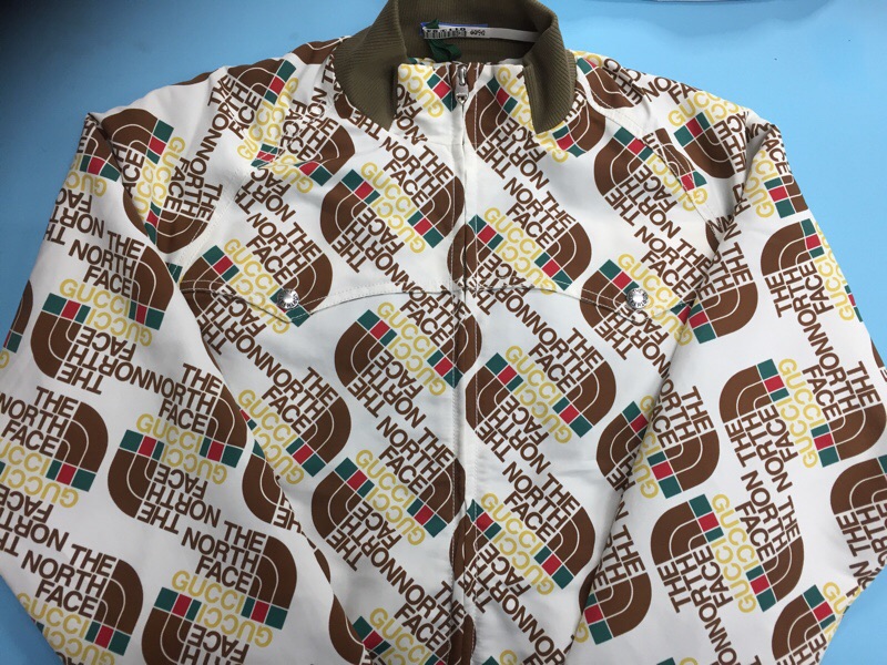 ノースフェイス×グッチのジャケット|愛知洗い人｜愛知県染み抜きのできるクリーニング店紹介サイト