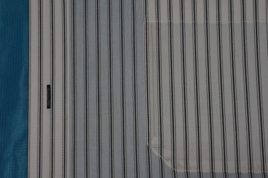 ワイシャツ胸元に付いた染み|愛知洗い人｜愛知県染み抜きのできるクリーニング店紹介サイト