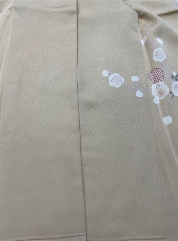 着物に付いたファンデーション・口紅のシミ抜き、クリーニング|愛知洗い人｜愛知県染み抜きのできるクリーニング店紹介サイト