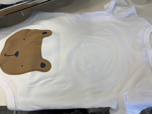 赤ちゃんの服への色移り・・・( ﾟДﾟ)|愛知洗い人｜愛知県染み抜きのできるクリーニング店紹介サイト