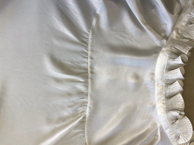サテン生地のしみ　稲沢市　M様|愛知洗い人｜愛知県染み抜きのできるクリーニング店紹介サイト