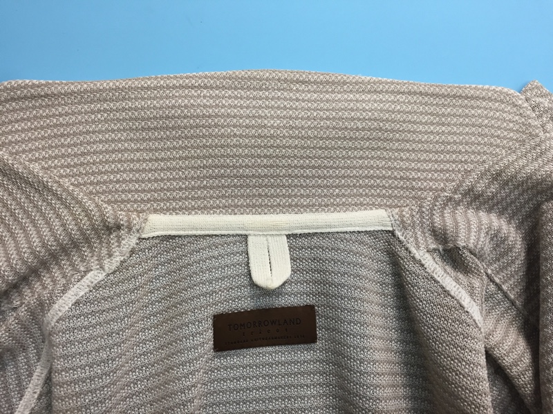 お気に入りトゥモローランドのジャケットのシミ取れますか？|愛知洗い人｜愛知県染み抜きのできるクリーニング店紹介サイト