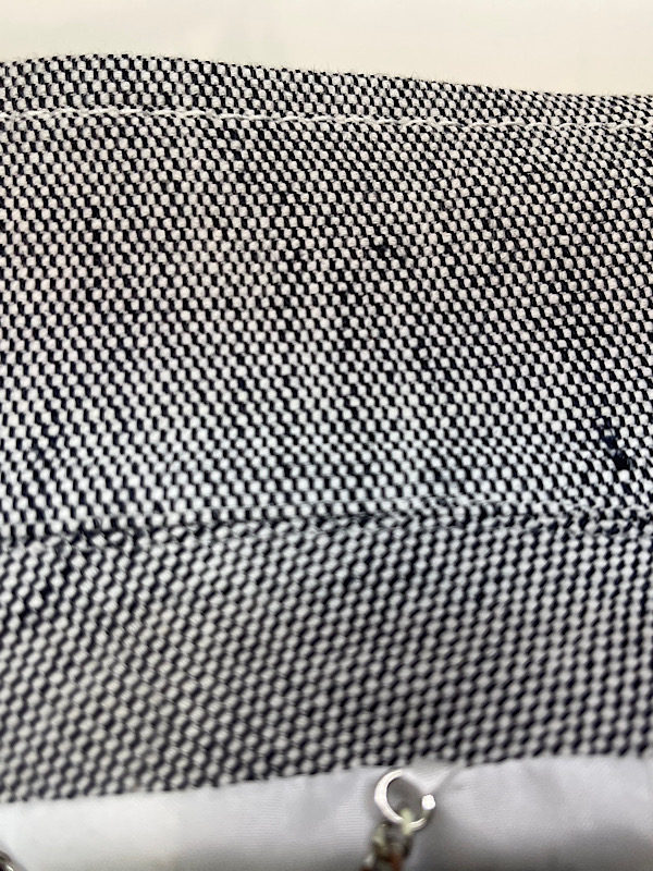 ジャケットの襟の黄ばみ|愛知洗い人｜愛知県染み抜きのできるクリーニング店紹介サイト