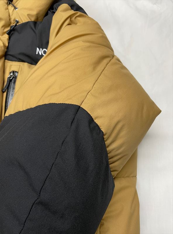 ノースフェイスダウンジャケット、しみ抜きと中間洗い|愛知洗い人｜愛知県染み抜きのできるクリーニング店紹介サイト