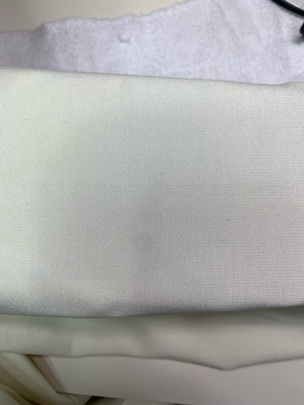 いつ、何処で、何が付いたから分からないシミ|愛知洗い人｜愛知県染み抜きのできるクリーニング店紹介サイト