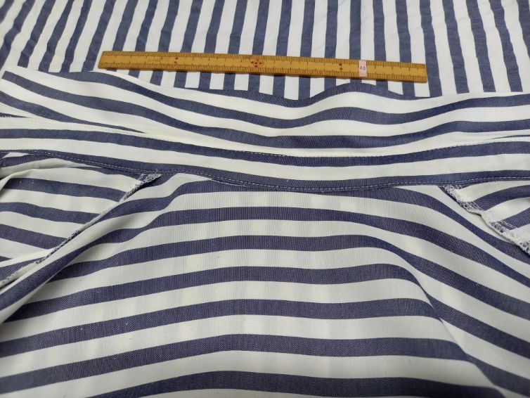 お気に入りは着やすくて良く着る = 後日変色あるある|愛知洗い人｜愛知県染み抜きのできるクリーニング店紹介サイト