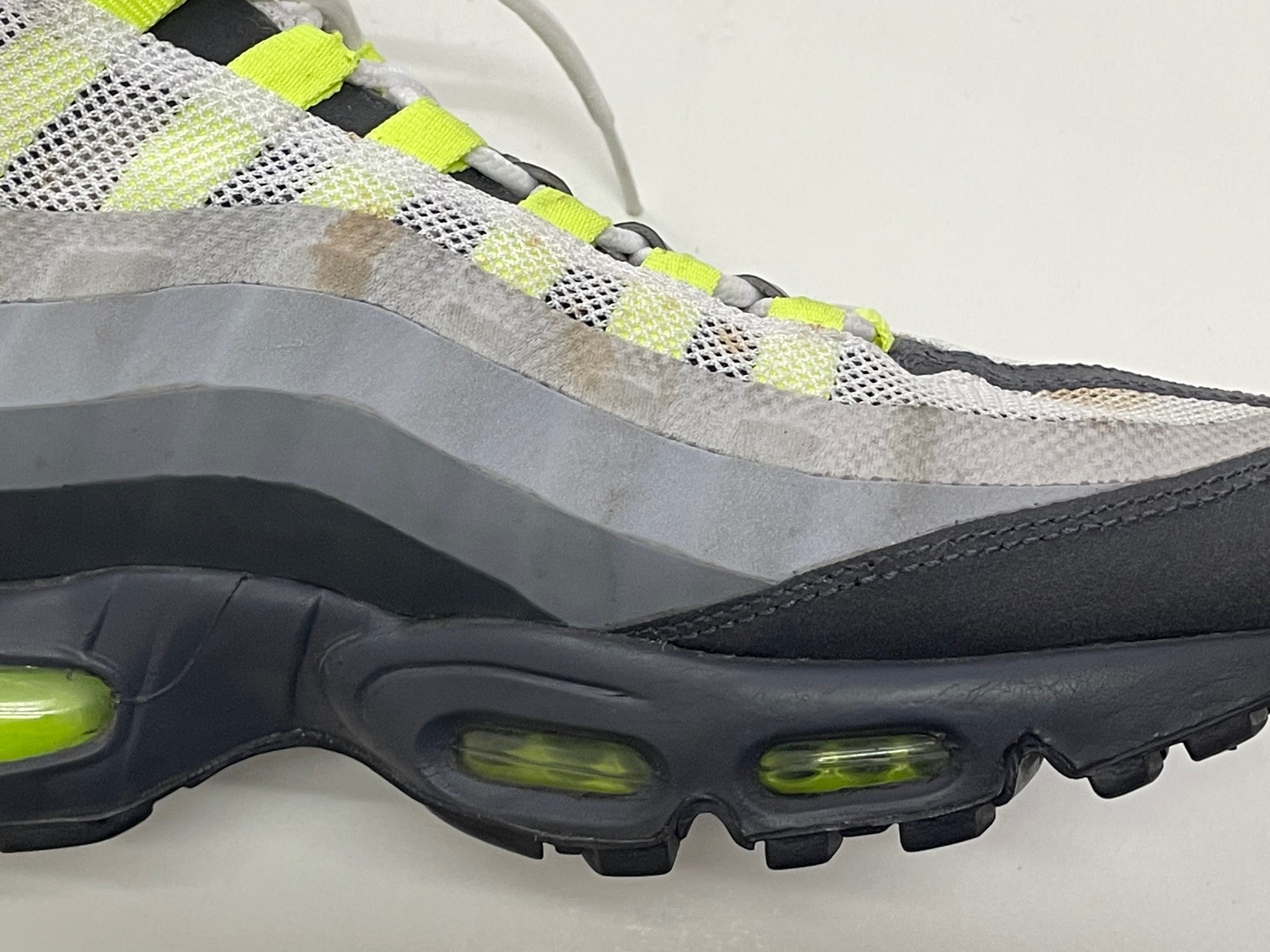 愛知洗い人｜愛知県染み抜きのできるクリーニング店紹介サイト