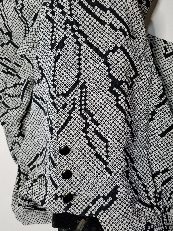 袖口のシミ取れますか⁉️|愛知洗い人｜愛知県染み抜きのできるクリーニング店紹介サイト