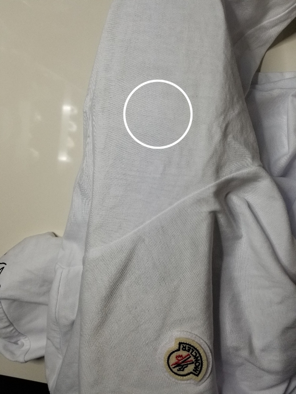 Tシャツに赤ワイン|愛知洗い人｜愛知県染み抜きのできるクリーニング店紹介サイト