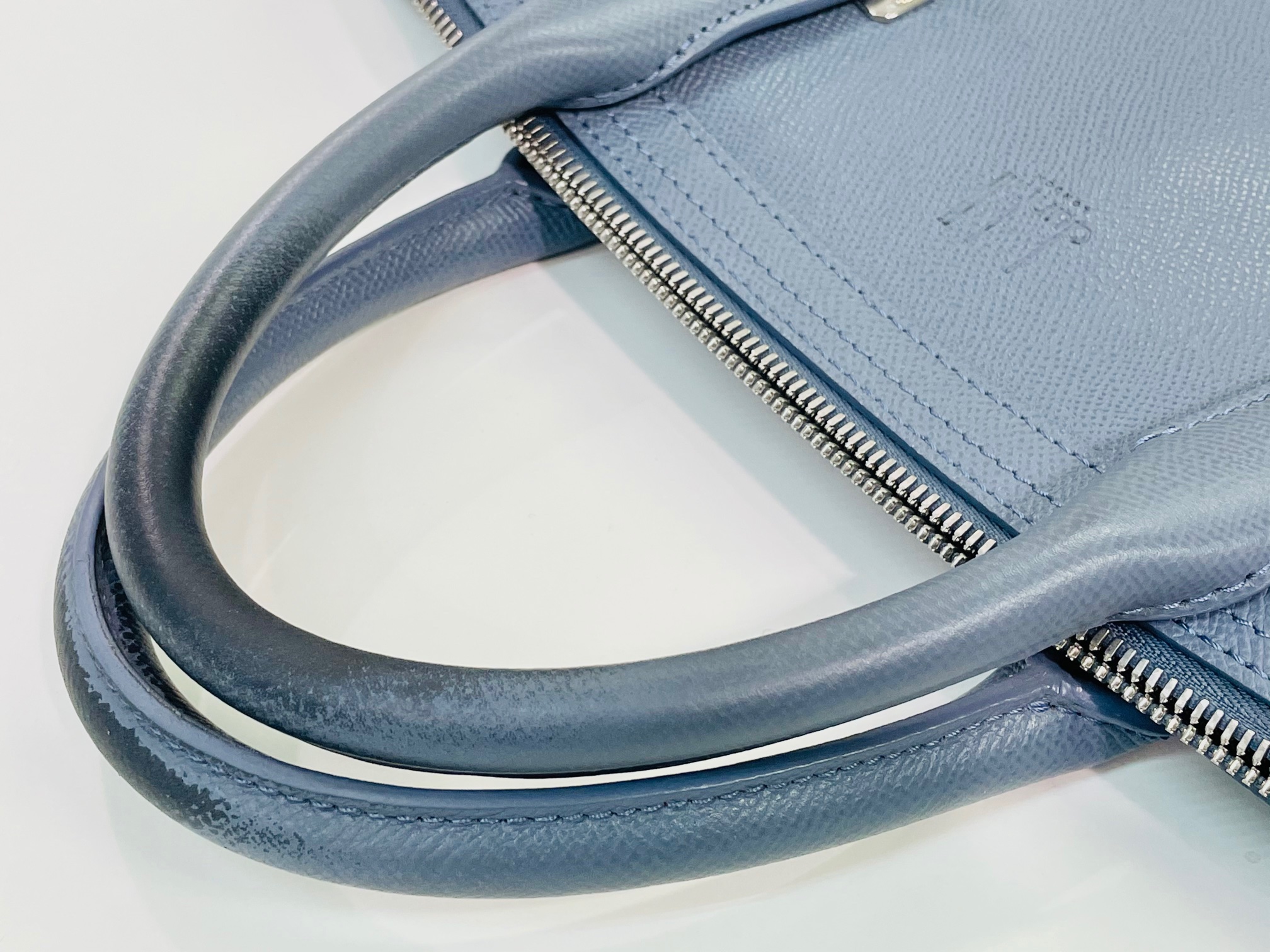 愛知洗い人｜愛知県染み抜きのできるクリーニング店紹介サイト