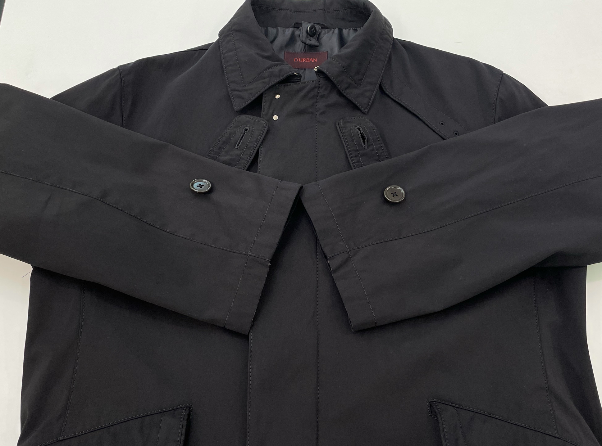 ダ―バン(DURBAN)のコートの染め直し・焼け直し・色修正|愛知洗い人｜愛知県染み抜きのできるクリーニング店紹介サイト