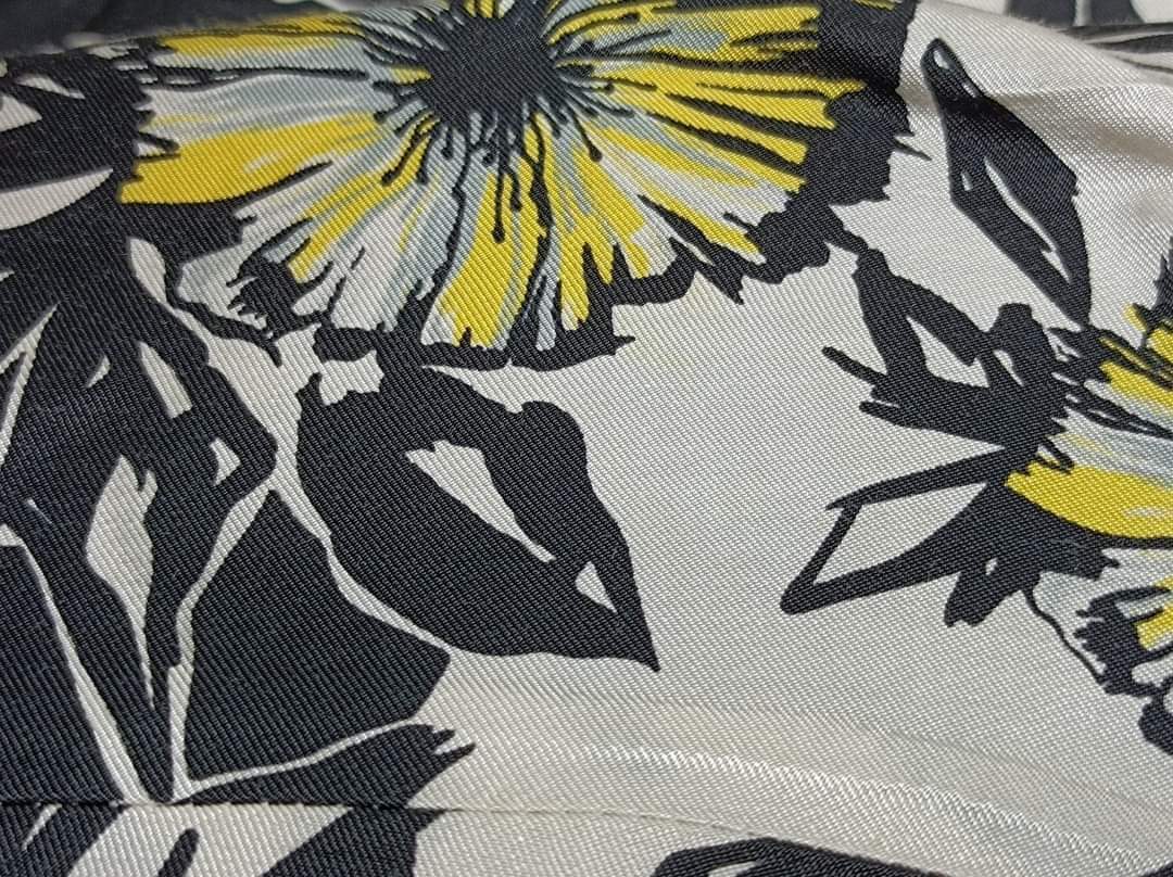 どうする？保管中に出た黄ばみ|愛知洗い人｜愛知県染み抜きのできるクリーニング店紹介サイト