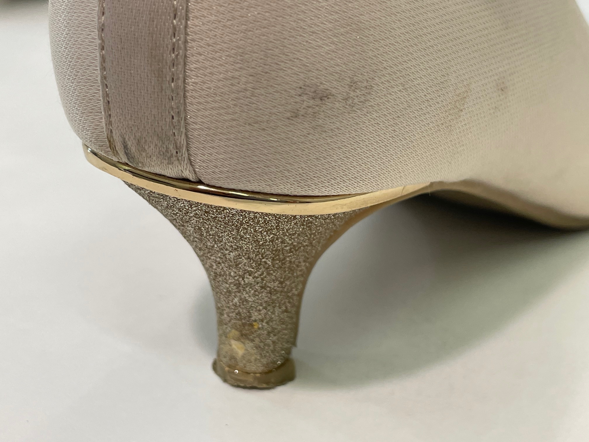 愛知洗い人｜愛知県染み抜きのできるクリーニング店紹介サイト