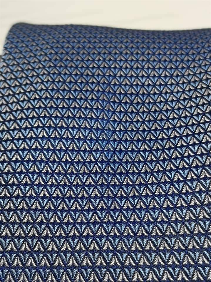 どうするネクタイのしみ　　擦ったらダメです|愛知洗い人｜愛知県染み抜きのできるクリーニング店紹介サイト