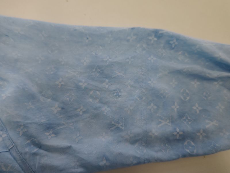 ルイ・ヴィトンのシルクブラウス|愛知洗い人｜愛知県染み抜きのできるクリーニング店紹介サイト