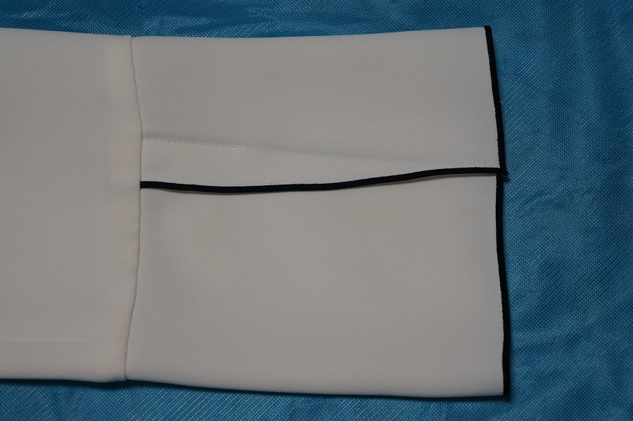 袖口に派手にこぼしました。|愛知洗い人｜愛知県染み抜きのできるクリーニング店紹介サイト