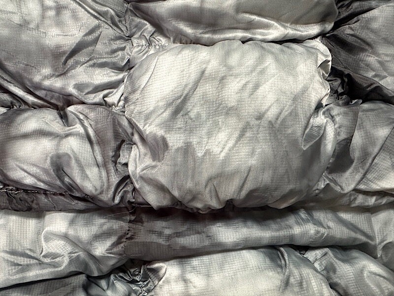 フードに血？|愛知洗い人｜愛知県染み抜きのできるクリーニング店紹介サイト