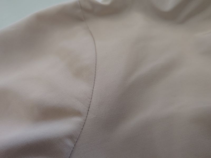 梅雨の時期だからこそ、気をつけましょうの鞄！|愛知洗い人｜愛知県染み抜きのできるクリーニング店紹介サイト