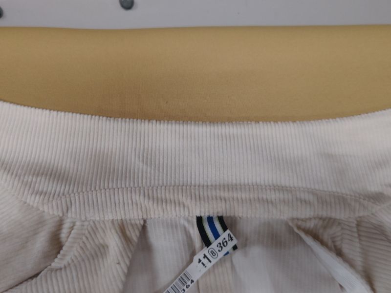 コーデュロイジャケットの襟汚れ|愛知洗い人｜愛知県染み抜きのできるクリーニング店紹介サイト