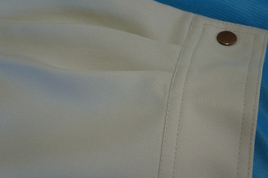 ジャンパーに付いた茶色い染み|愛知洗い人｜愛知県染み抜きのできるクリーニング店紹介サイト