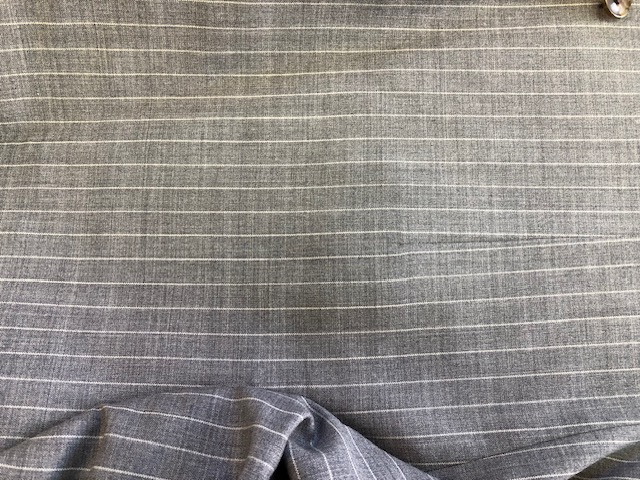 オーダー品のスーツについた大量の染み|愛知洗い人｜愛知県染み抜きのできるクリーニング店紹介サイト