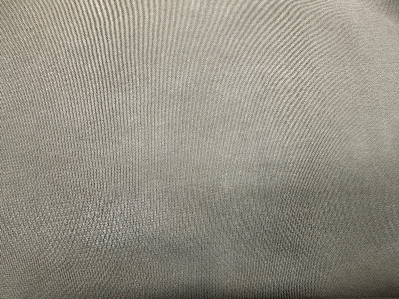 トレーナーについた謎の黒いシミ|愛知洗い人｜愛知県染み抜きのできるクリーニング店紹介サイト