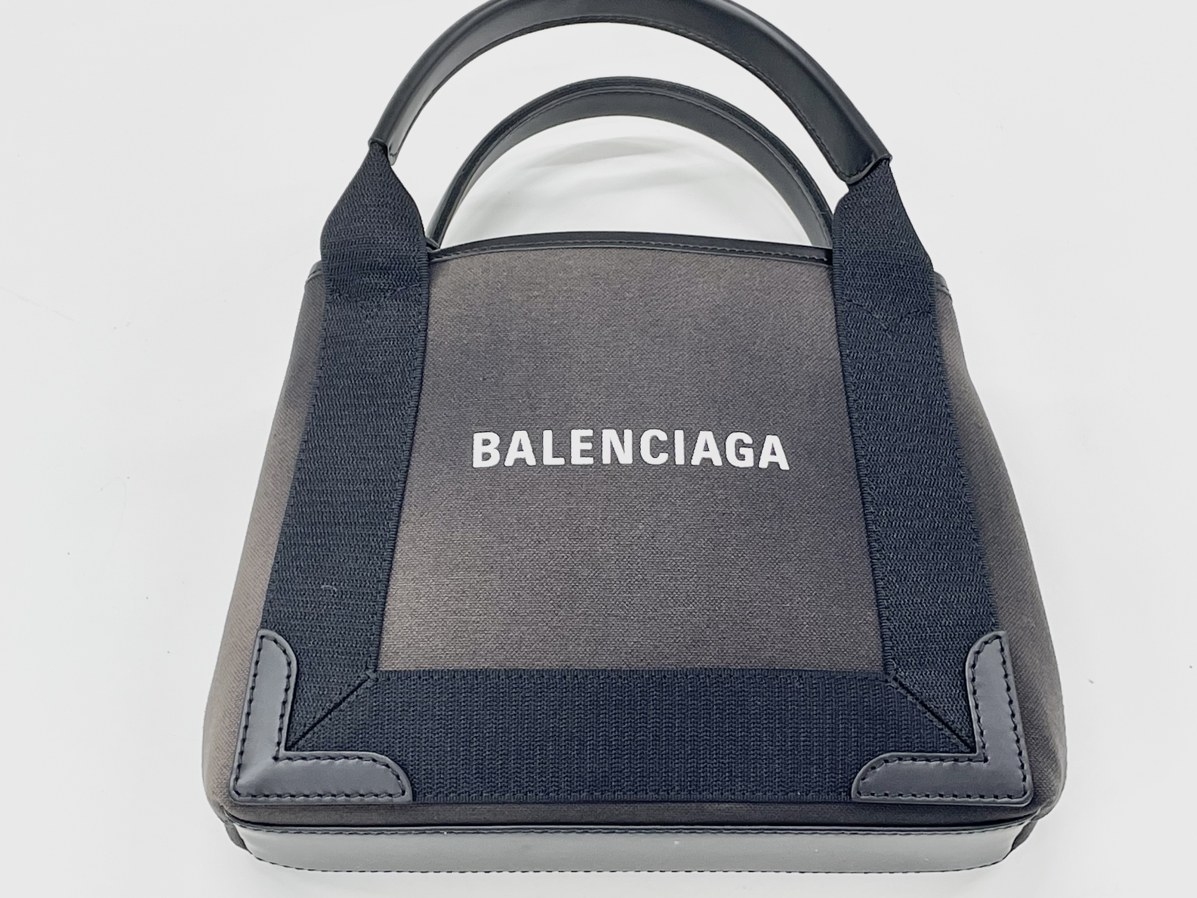 愛知洗い人｜愛知県染み抜きのできるクリーニング店紹介サイト