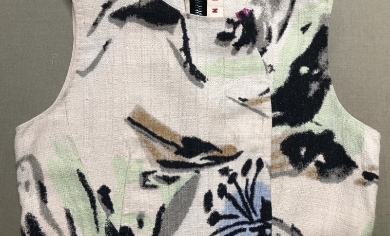 ワンピース脇の黒ずみ黄ばみ取れますか？|愛知洗い人｜愛知県染み抜きのできるクリーニング店紹介サイト