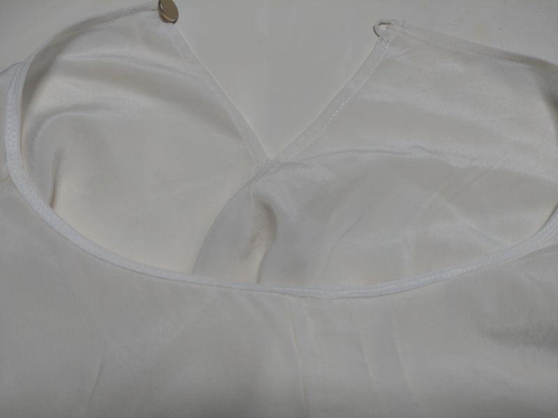 日焼け止め＆ファンデーション|愛知洗い人｜愛知県染み抜きのできるクリーニング店紹介サイト