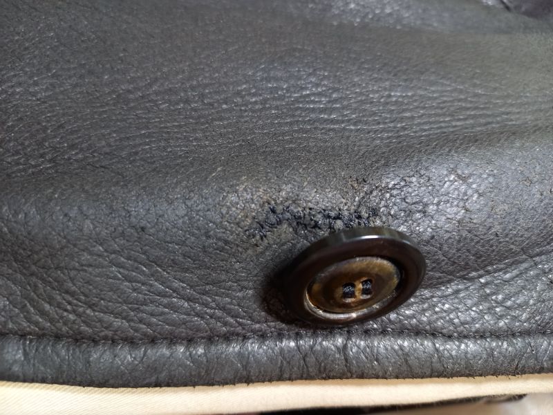 革コートのお直し♪|愛知洗い人｜愛知県染み抜きのできるクリーニング店紹介サイト