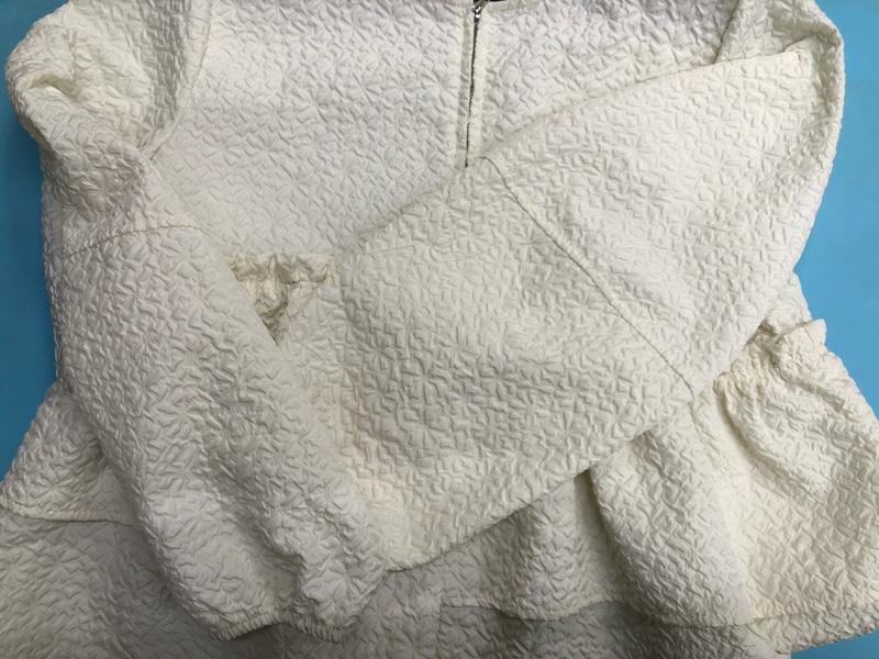 袖の黒ずみ取ってください。|愛知洗い人｜愛知県染み抜きのできるクリーニング店紹介サイト