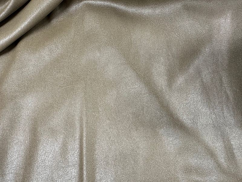 合皮についた油シミ|愛知洗い人｜愛知県染み抜きのできるクリーニング店紹介サイト