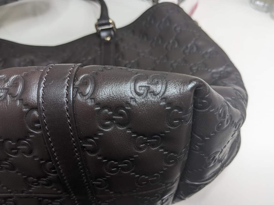 カバン四隅の角削れ修正|愛知洗い人｜愛知県染み抜きのできるクリーニング店紹介サイト