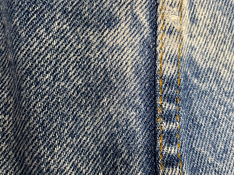 デニムについたペンキ|愛知洗い人｜愛知県染み抜きのできるクリーニング店紹介サイト