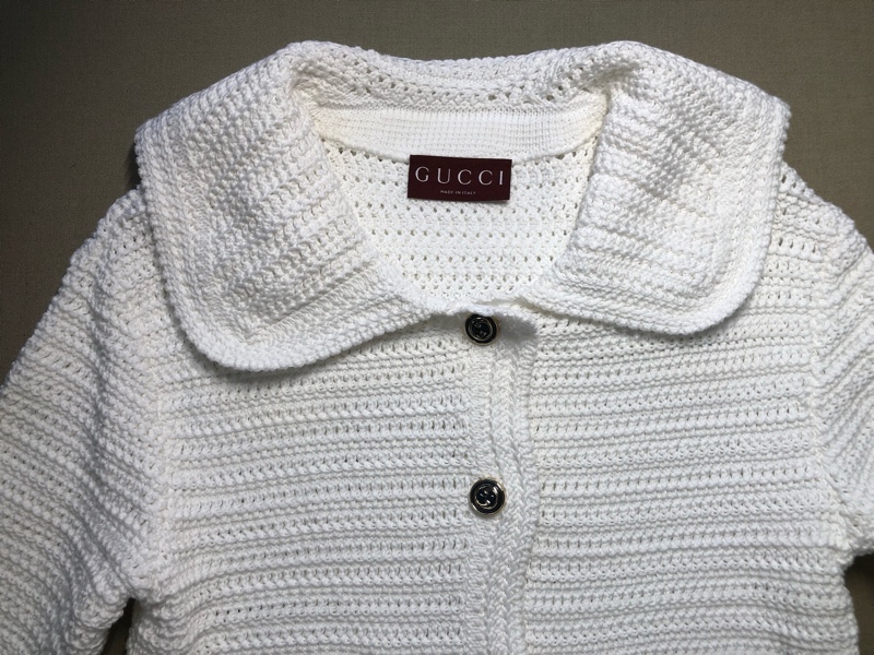GUCCI（グッチ）ニットジャケットのシミ|愛知洗い人｜愛知県染み抜きのできるクリーニング店紹介サイト