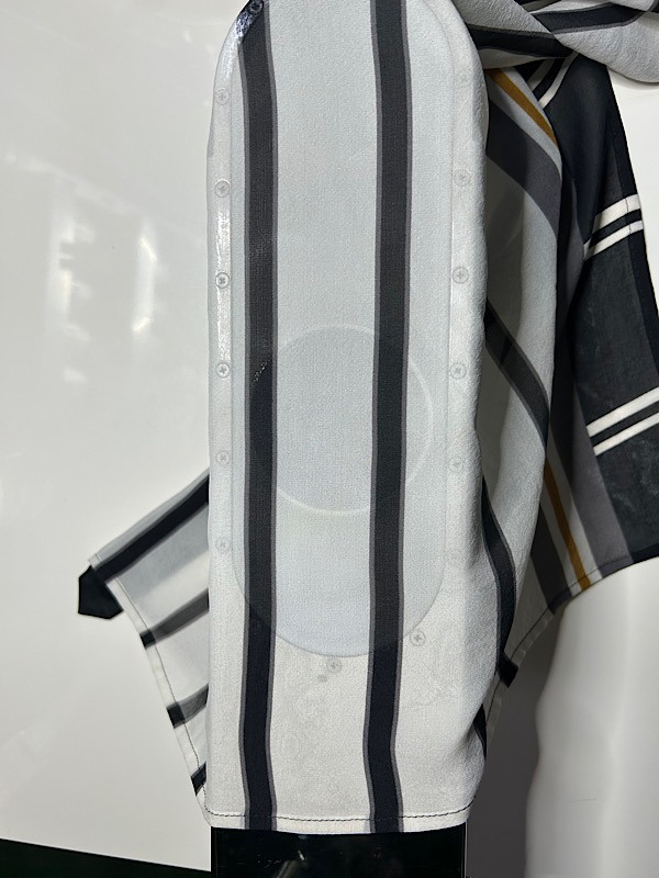 前見頃に謎のシミ取れますか？|愛知洗い人｜愛知県染み抜きのできるクリーニング店紹介サイト