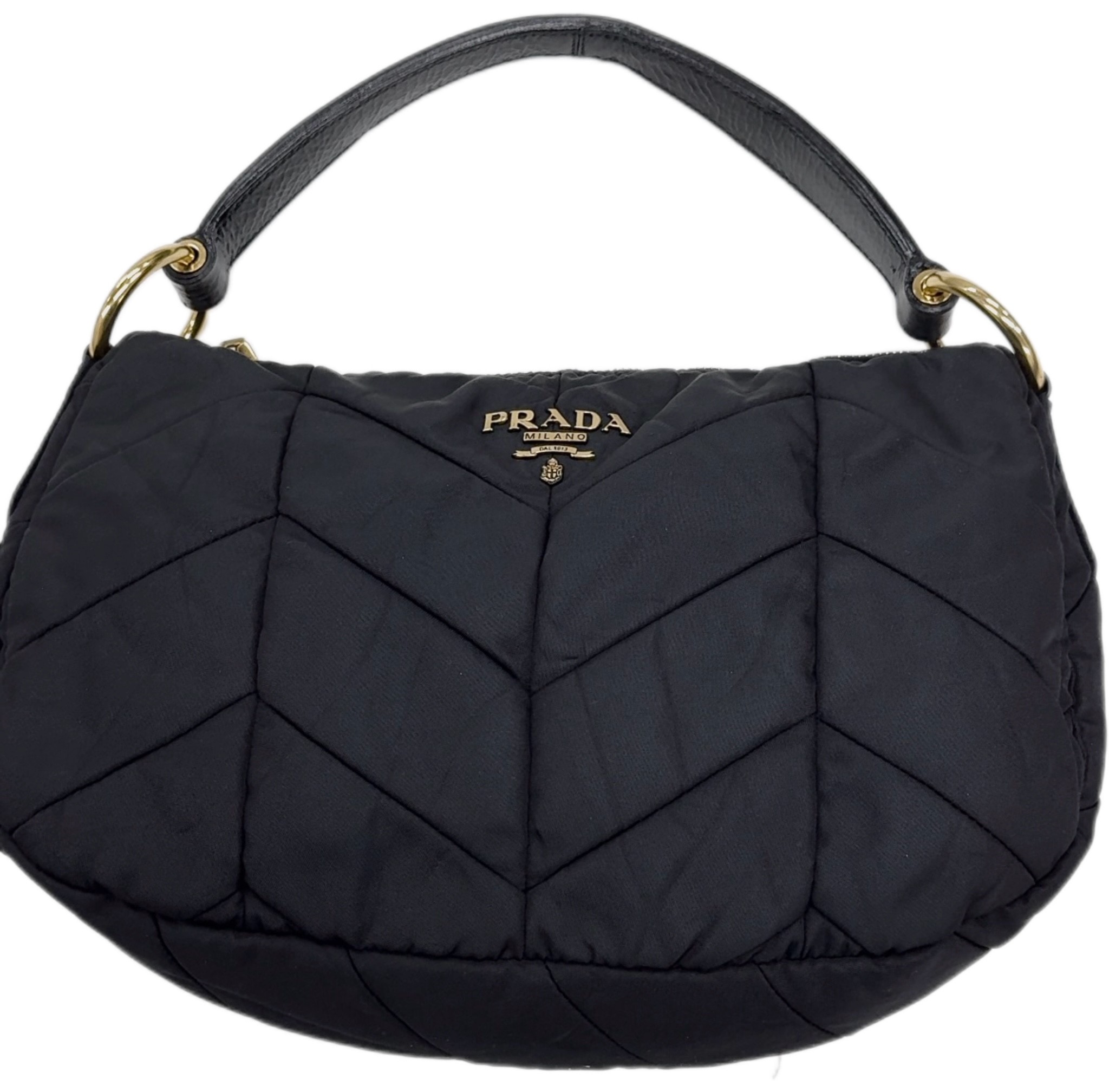 難易度MAX！プラダ（革付きナイロンバッグ）の染め替えの挑戦！|愛知洗い人｜愛知県染み抜きのできるクリーニング店紹介サイト