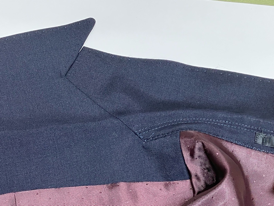 ファンデーション　その２|愛知洗い人｜愛知県染み抜きのできるクリーニング店紹介サイト