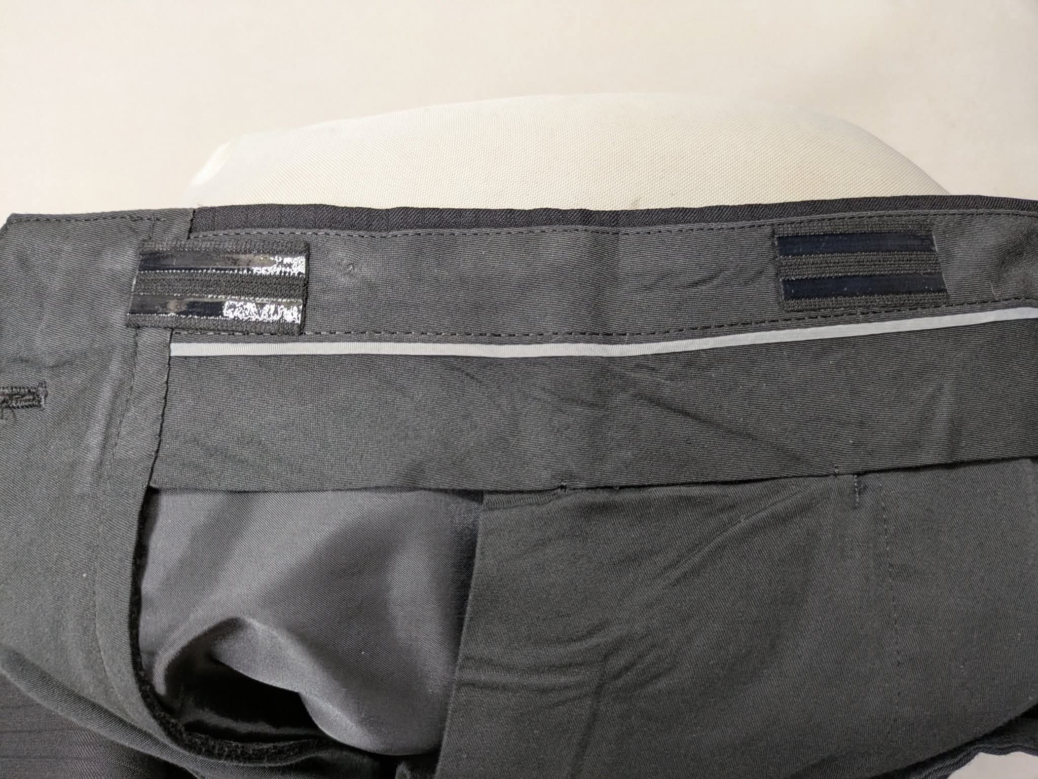 ズボン滑り止めテープの交換|愛知洗い人｜愛知県染み抜きのできるクリーニング店紹介サイト