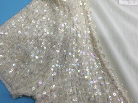 スパンコールジャケットの脇のシミ取って下さい。|愛知洗い人｜愛知県染み抜きのできるクリーニング店紹介サイト