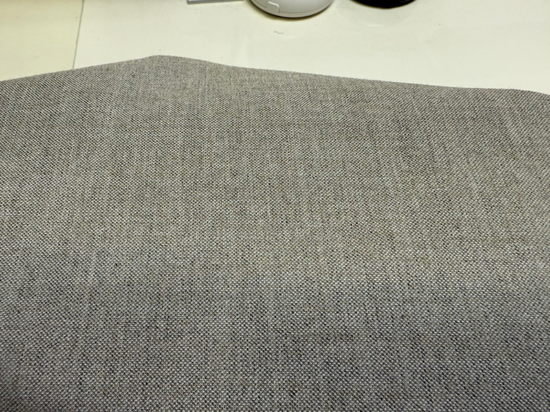 ズボンの太ももあたりの食べこぼし|愛知洗い人｜愛知県染み抜きのできるクリーニング店紹介サイト