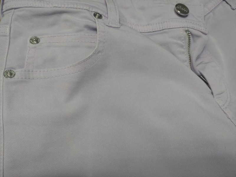 他店で落ちなかったファンデーション|愛知洗い人｜愛知県染み抜きのできるクリーニング店紹介サイト