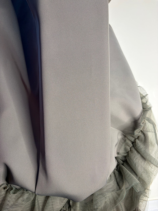 ドレスに付いた食べこぼしのシミについて！|愛知洗い人｜愛知県染み抜きのできるクリーニング店紹介サイト