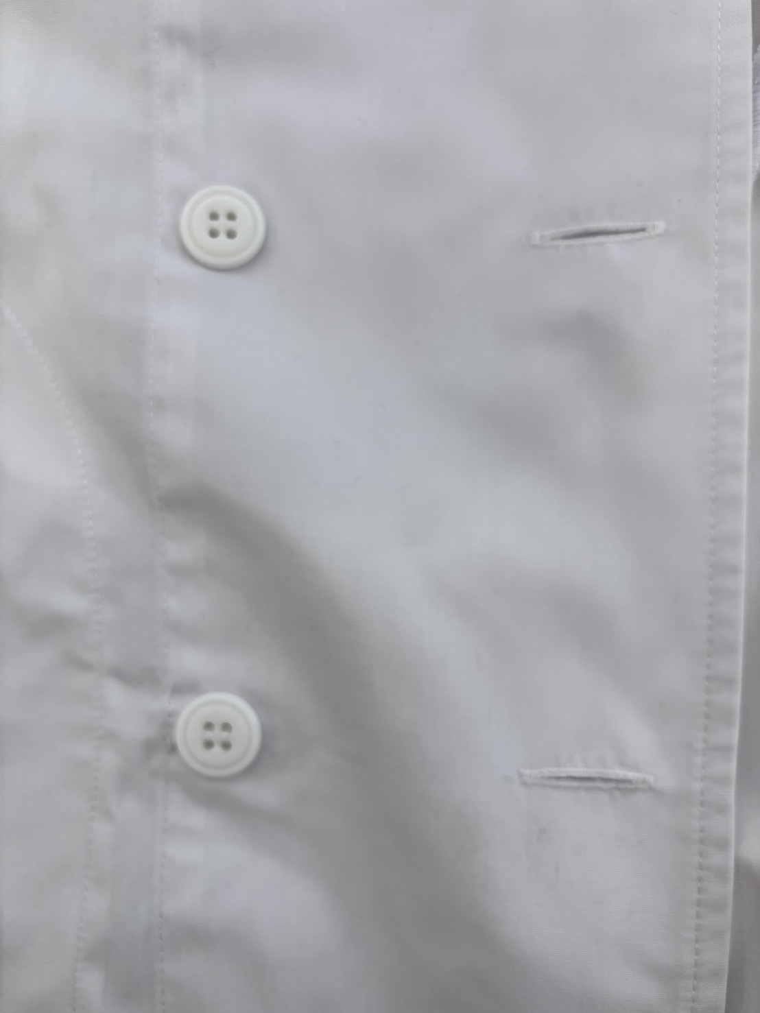 研修生の白衣のシミ、身だしなみも大切に|愛知洗い人｜愛知県染み抜きのできるクリーニング店紹介サイト