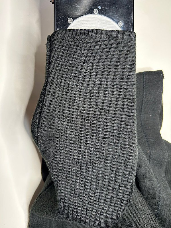 袖口の染抜きについて！|愛知洗い人｜愛知県染み抜きのできるクリーニング店紹介サイト